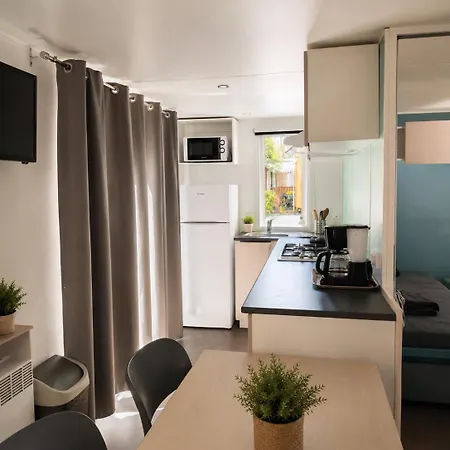 Mobile Sous Les Pins, 2 * Saint-Hilaire-de-Riez